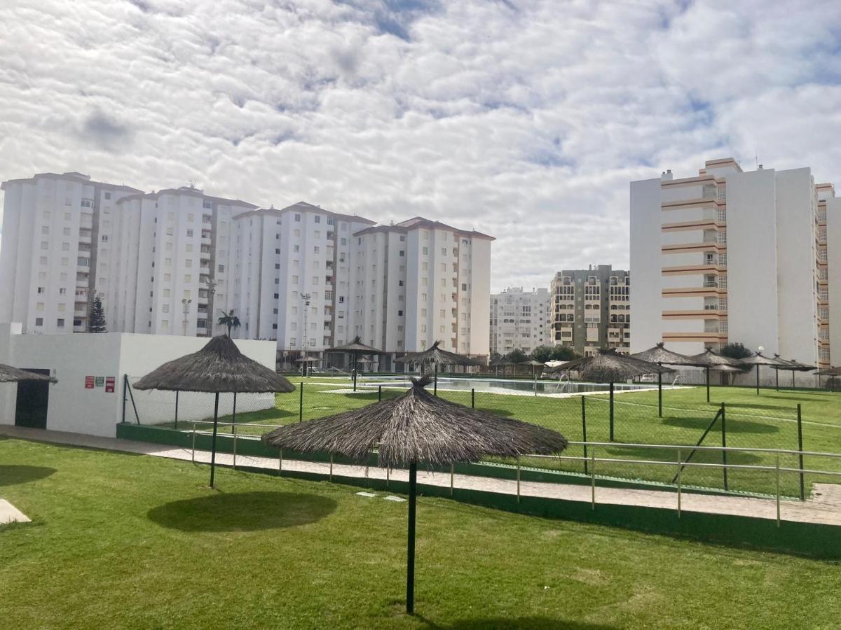 Apartamento Valdemar Playa - Wifi & Aparcamiento El Puerto de Santa Maria Luaran gambar